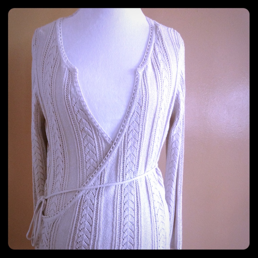 WRAP AROUND SWEATER LARGE BY ANN TAYLOR NEW